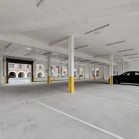 1 Bed Modern In A Converted Mill * Leeds