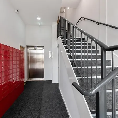 1 Bed Modern In A Converted Mill Apartamento