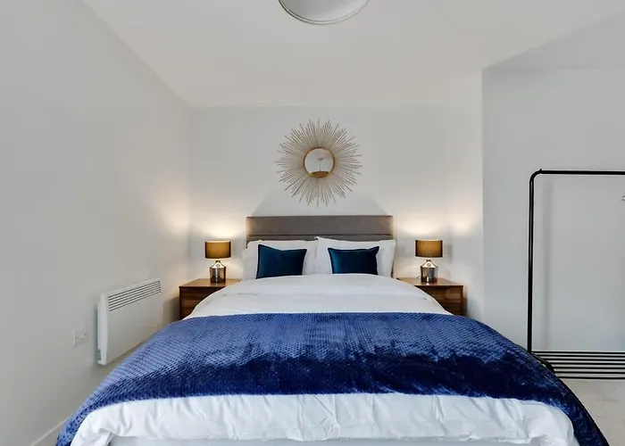 1 Bed Modern In A Converted Mill Appartement